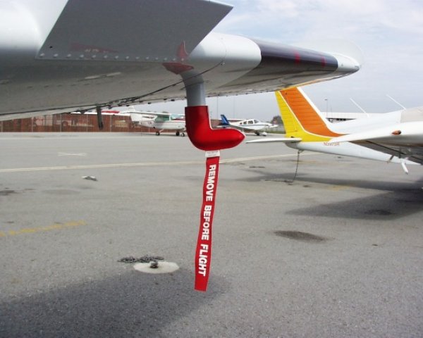 画像1:  CESSNA / GRUMMAN PITOT TUBE COVERS  (1)