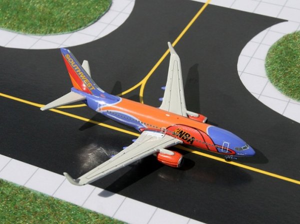 画像1: B737-700 Southwest Airlines "'Slam Dunk One" [N224WN] (1)