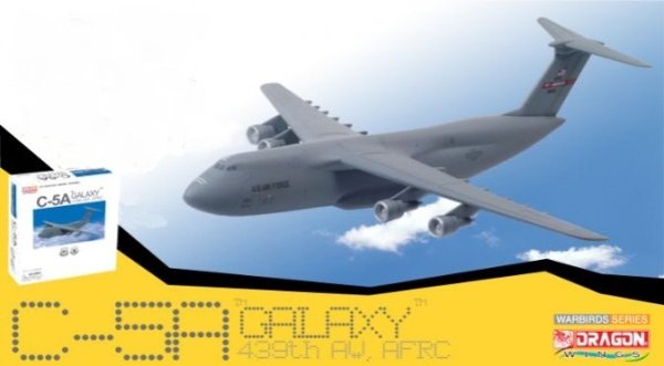 画像1: DRAGON WARBIRDS SERIES 1/400 C-5A GALAXY 439th AW, AFRC #90005 (1)