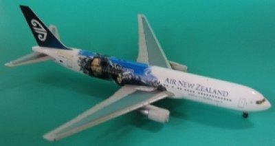 画像1: herpa wings 1/400 B767-300 Air New Zealand "Lord of the Rings-Aragorn" [ZK-NCG]