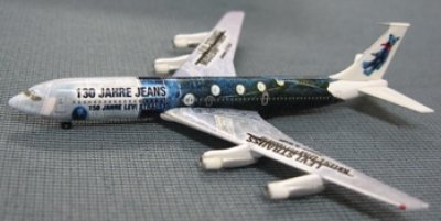 画像1: herpa wings 1/500 B707-300 レビ・シュトラウス塗装／テディベア　セット