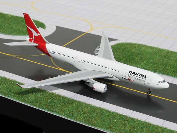 画像1: A330-200 Qantas Airways [VH-EBA]